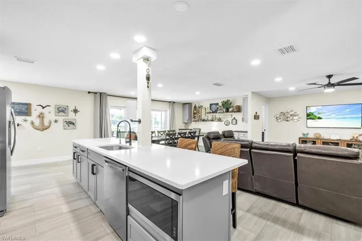 441 Tarpon Blvd Nw, Port Charlotte, Florida 33952