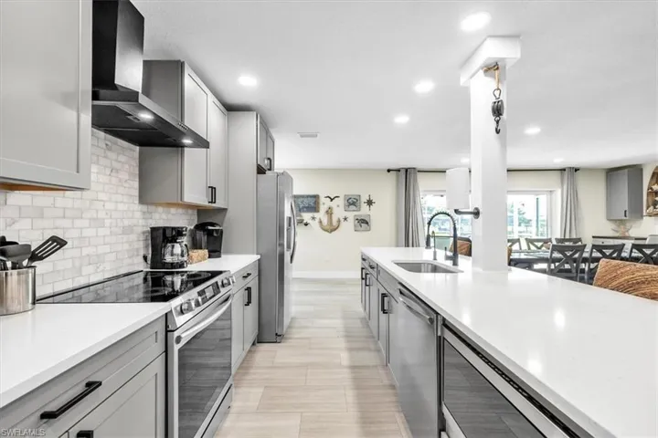 441 Tarpon Blvd Nw, Port Charlotte, Florida 33952
