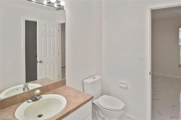 530 Peerless Cir, Lehigh Acres, Florida 33974