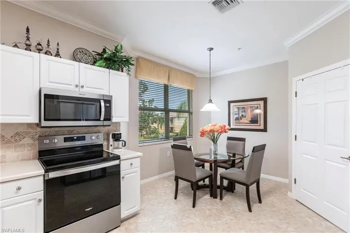 19451  Cromwell  CT, Fort Myers, FL 33912