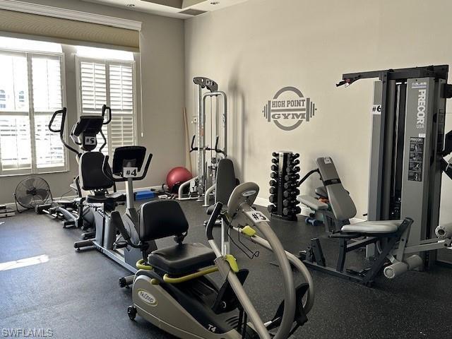 45 High Point CIR S # 309, NAPLES FL 34103