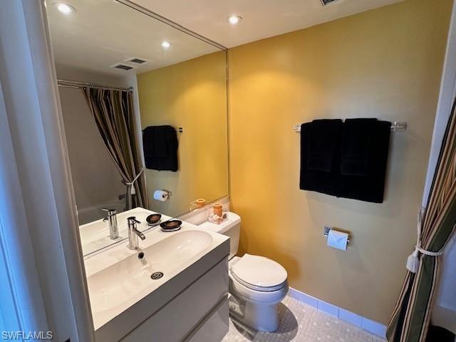 45 High Point CIR S # 309, NAPLES FL 34103