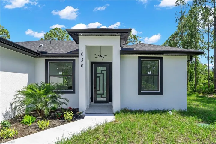 1030 Hunter St E, Lehigh Acres, Florida 33974