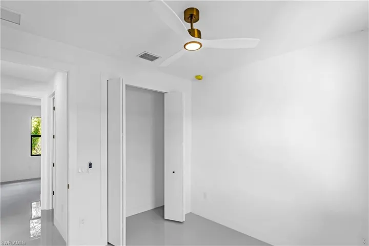 1030 Hunter St E, Lehigh Acres, Florida 33974