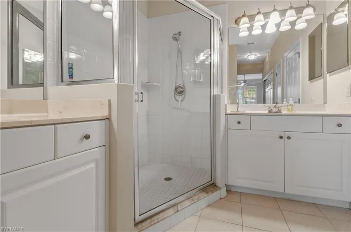 4844  Hampshire  CT, Naples, FL 34112