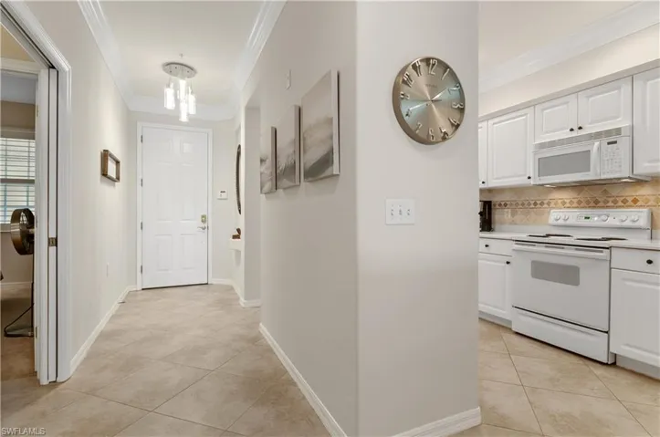 4844  Hampshire  CT, Naples, FL 34112