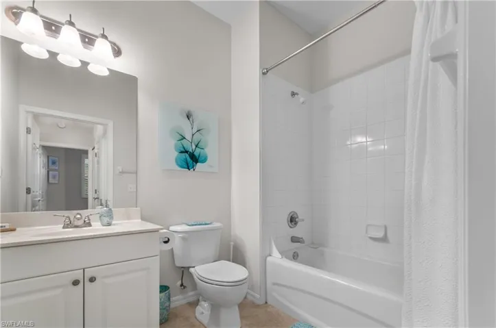 4844  Hampshire  CT, Naples, FL 34112