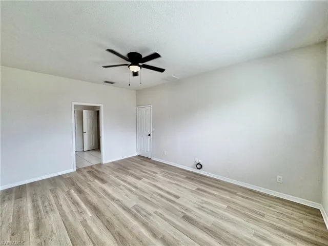 530 Kilgour Ave, Lehigh Acres, Florida 33974