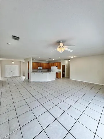 530 Kilgour Ave, Lehigh Acres, Florida 33974