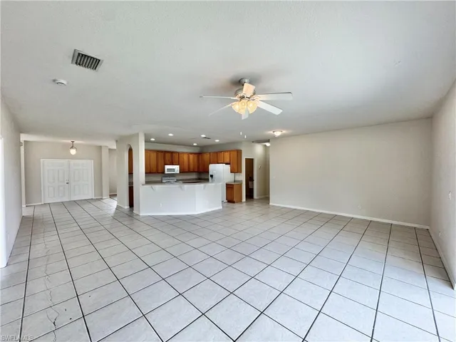 530 Kilgour Ave, Lehigh Acres, Florida 33974