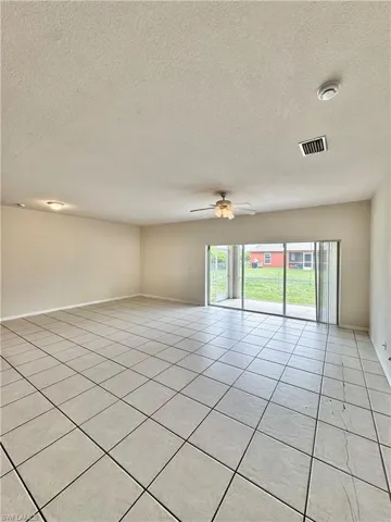 530 Kilgour Ave, Lehigh Acres, Florida 33974