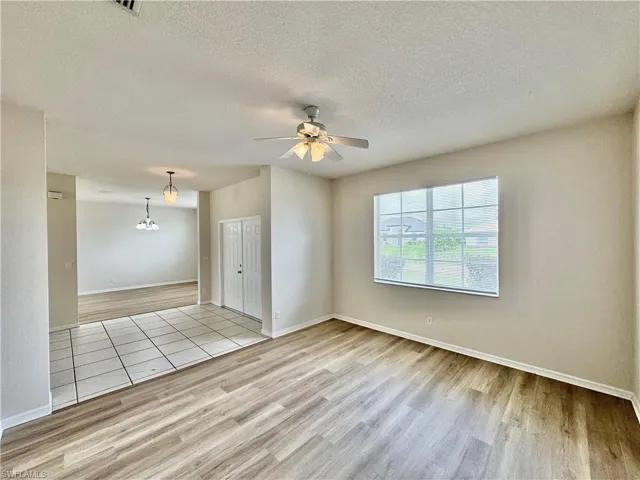 530 Kilgour Ave, Lehigh Acres, Florida 33974