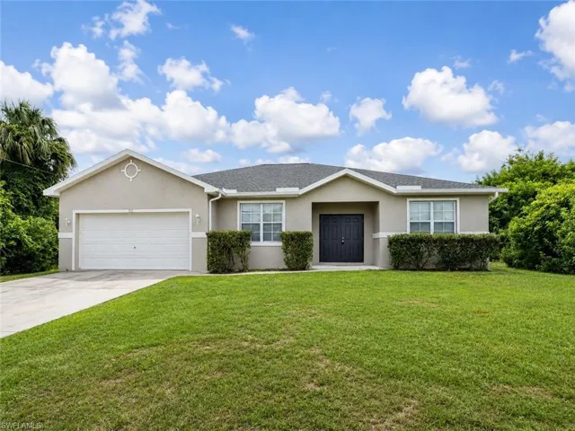 530 Kilgour Ave, Lehigh Acres, Florida 33974