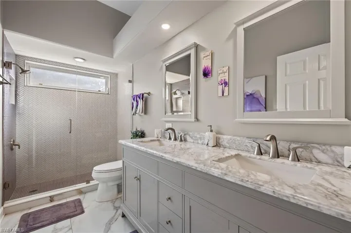 16322 Edgemont Dr, Fort Myers, Florida 33908