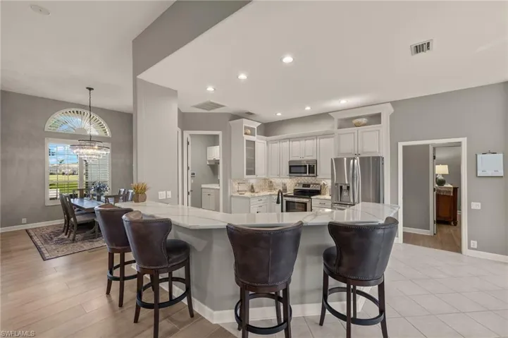 16322 Edgemont Dr, Fort Myers, Florida 33908
