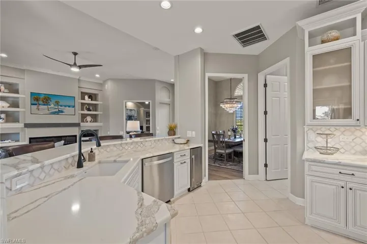 16322 Edgemont Dr, Fort Myers, Florida 33908