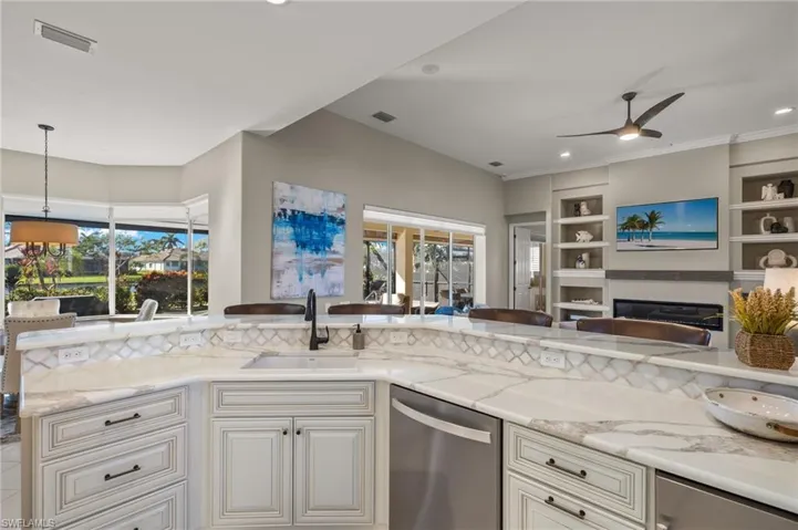 16322 Edgemont Dr, Fort Myers, Florida 33908