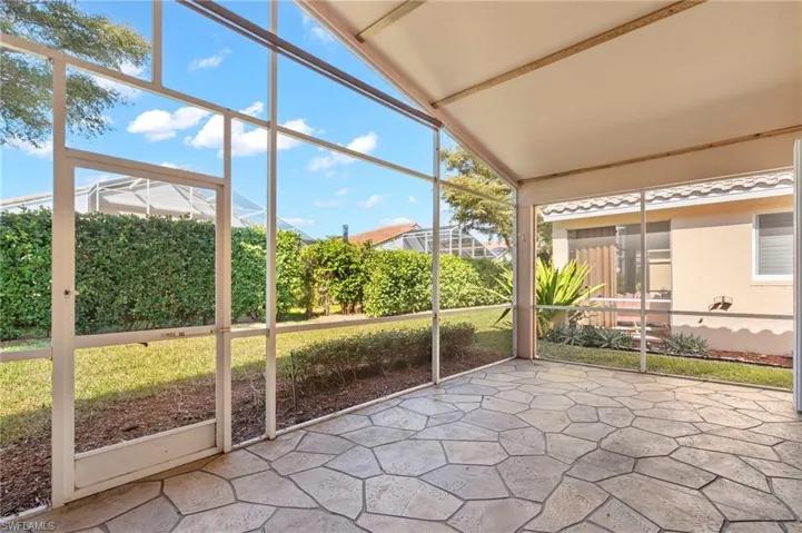 Covered & Screened Porch