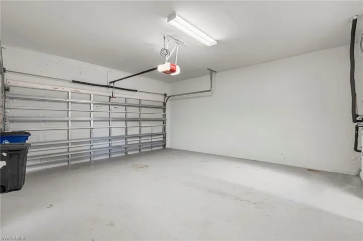 2-Car Garage