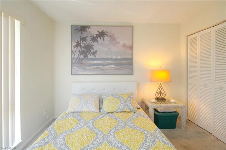 239  Palm  DR, Naples, FL 34112