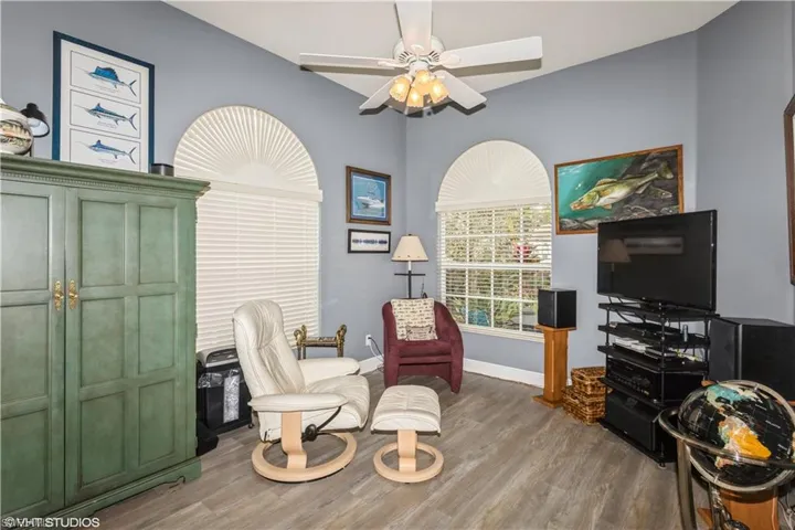 DEN/FLEX ROOM