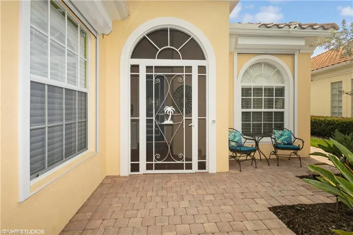 FRONT ENTRY