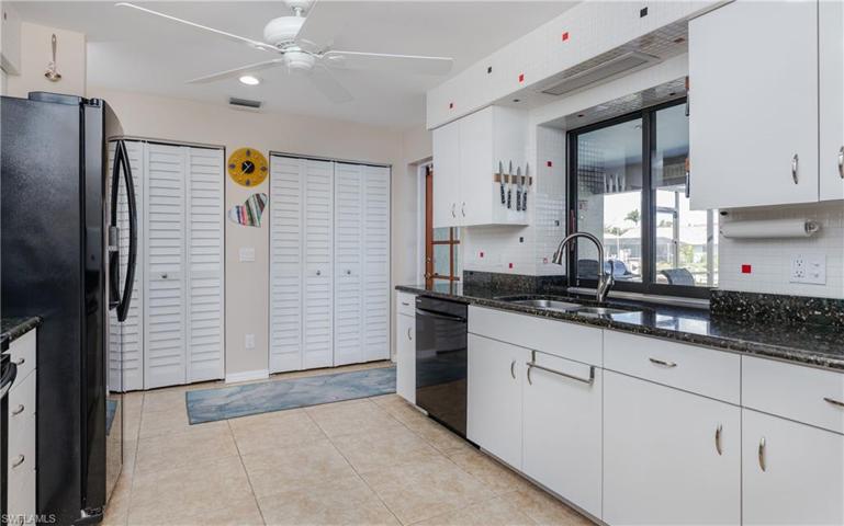 1411 SW 52nd TER, CAPE CORAL FL 33914