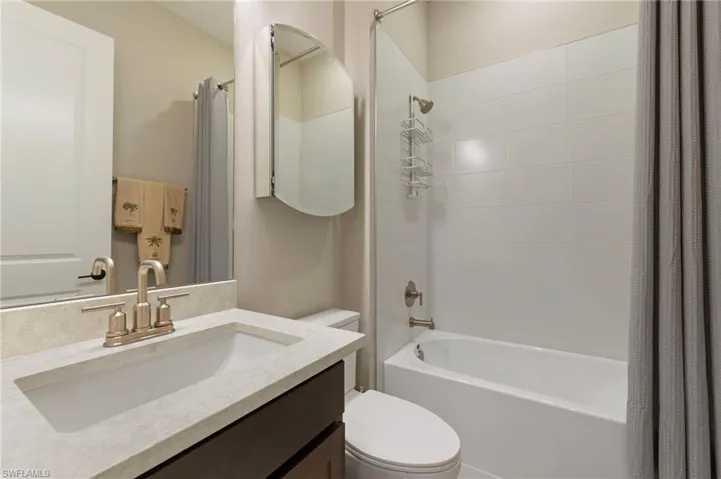 15710 Triesta Ln, Naples, Florida 34114