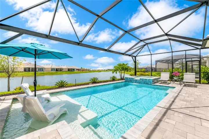 15710 Triesta Ln, Naples, Florida 34114