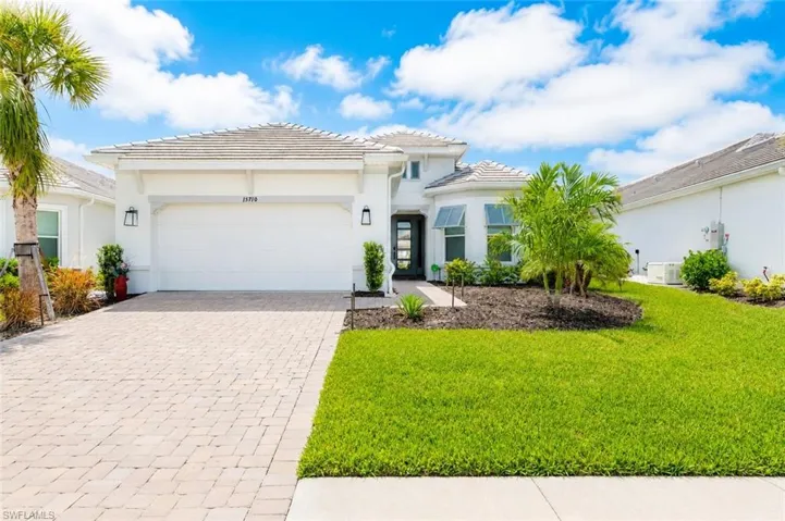 15710 Triesta Ln, Naples, Florida 34114