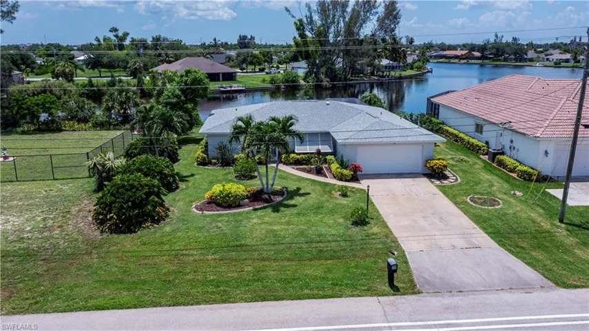 2514  Retunda W PKWY, Cape Coral, FL 33904