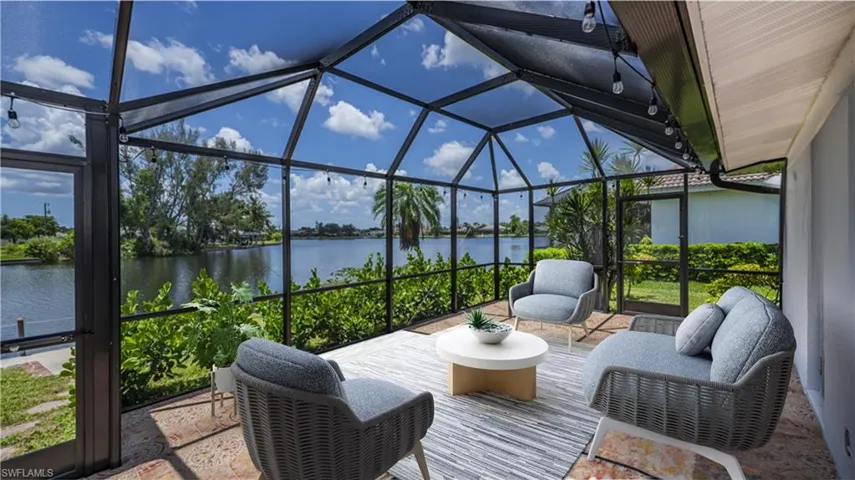 Virtually staged-West facing lanai for amazing SW Florida sunsets!