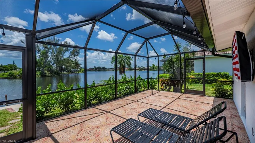 2514  Retunda W PKWY, Cape Coral, FL 33904