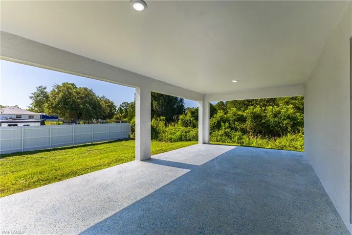 1962 Leghorn St, Lehigh Acres, Florida 33972