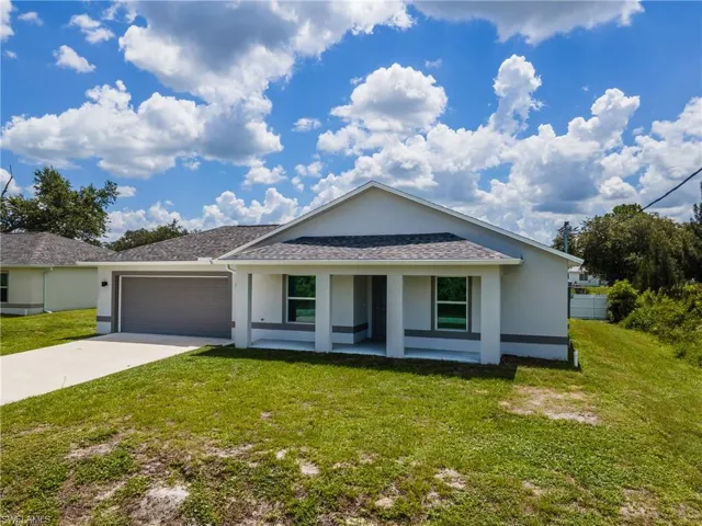 1962 Leghorn St, Lehigh Acres, Florida 33972