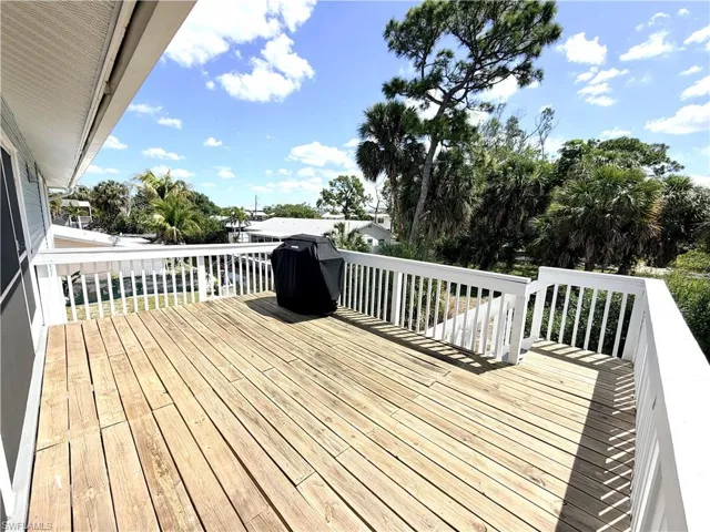 27594 Shore Dr, Bonita Springs, Florida 34134