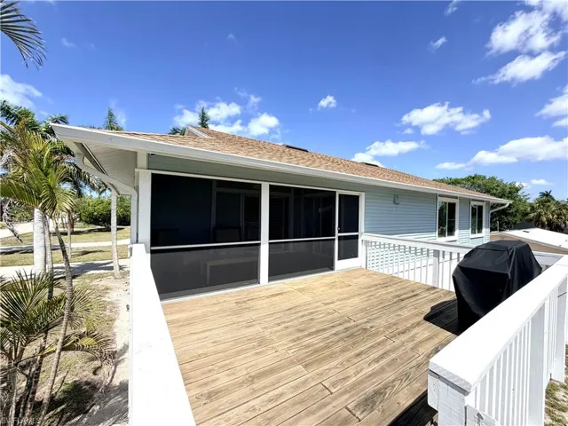 27594 Shore Dr, Bonita Springs, Florida 34134