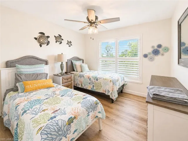 27594 Shore Dr, Bonita Springs, Florida 34134