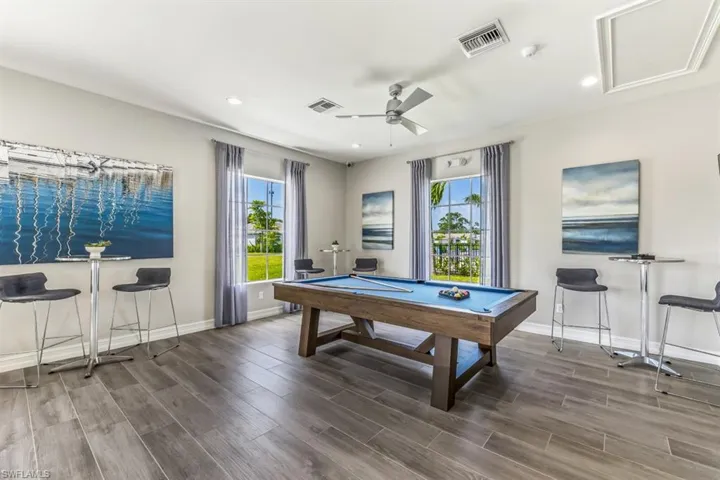 399  Grace Bay  LN, Naples, FL 34114