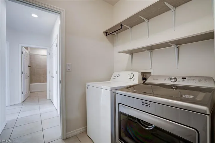 2220 NE 5th  AVE, Cape Coral, FL 33909