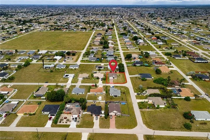 2220 NE 5th  AVE, Cape Coral, FL 33909