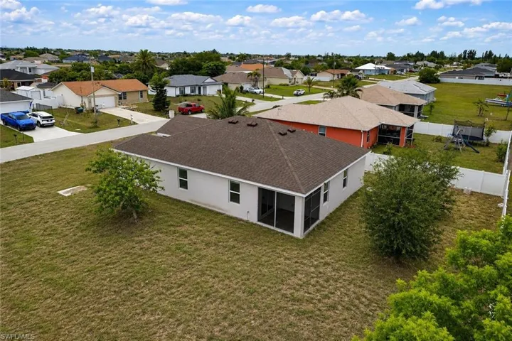 2220 NE 5th  AVE, Cape Coral, FL 33909