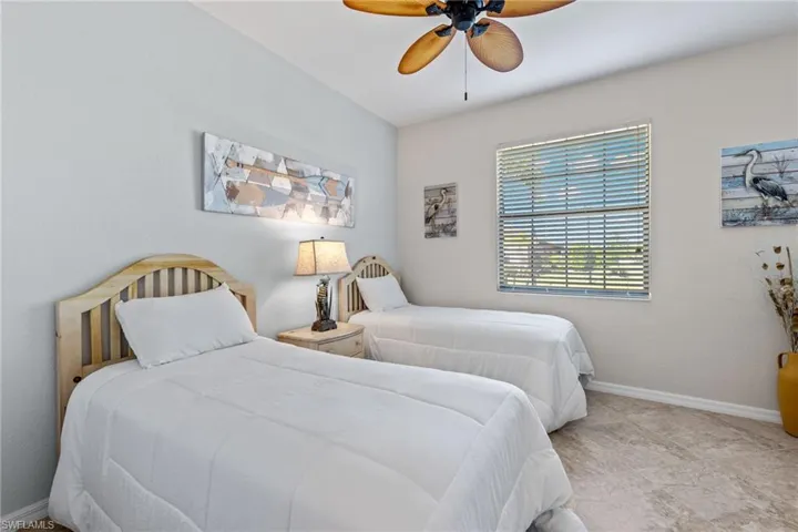 Guest bedroom 2 of 3