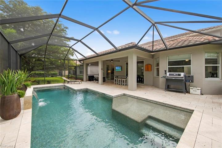 Pool/Lanai