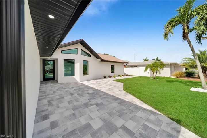 1938 Cornwallis Pkwy, Cape Coral, Florida 33904