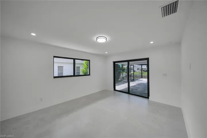 1938 Cornwallis Pkwy, Cape Coral, Florida 33904