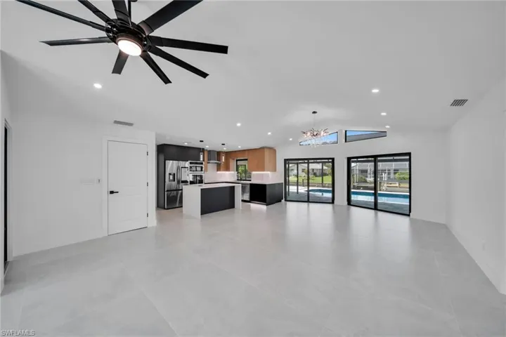 1938 Cornwallis Pkwy, Cape Coral, Florida 33904