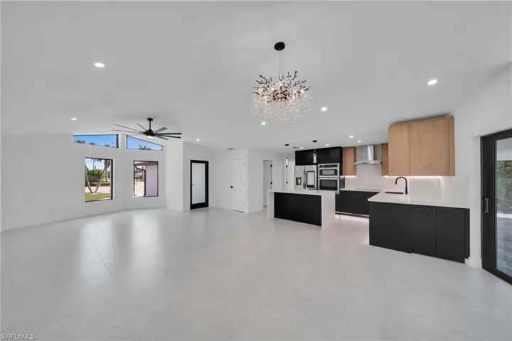 1938 Cornwallis Pkwy, Cape Coral, Florida 33904