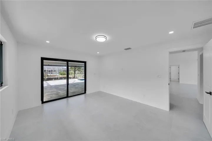 1938 Cornwallis Pkwy, Cape Coral, Florida 33904