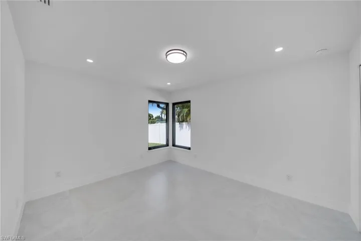1938 Cornwallis Pkwy, Cape Coral, Florida 33904